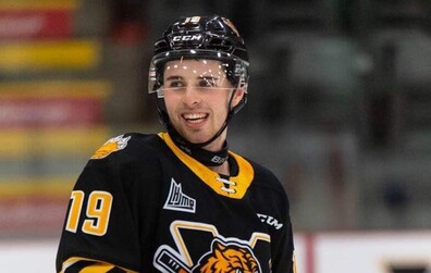 Le hockeyeur Olivier Coulombe ramène la coupe du Président à Montmagny